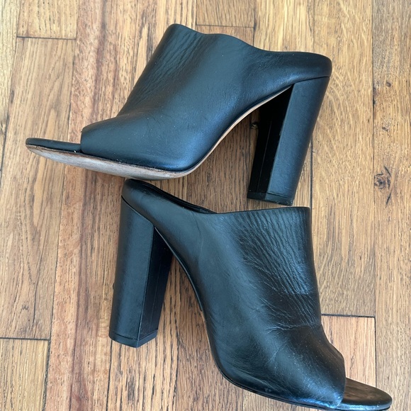 Vince Shoes Women's Alora Black Leather Peep Toe Mule Heeled slides 7.5 - Picture 12 of 12